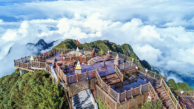 Ngày 2 - SAPA – FANSIPAN – VILLA DE MONT (Ăn ba bữa)