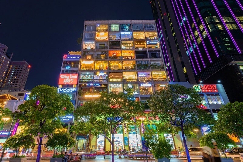 응우옌 후에 워킹 스트리트