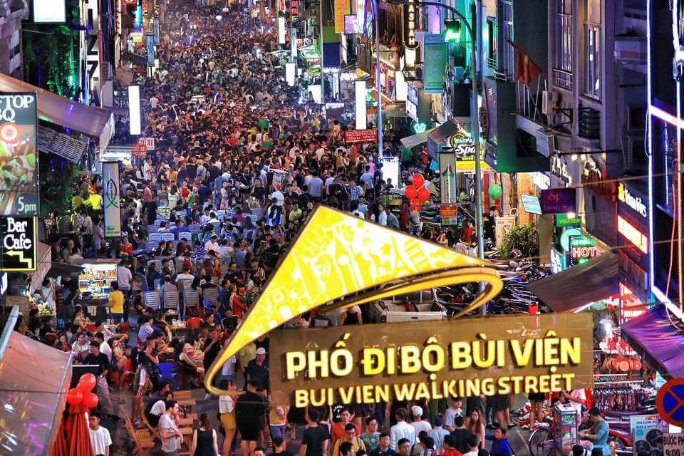 Phố đi bộ Bùi Viện