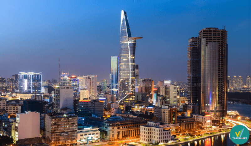 市内にある19の史跡を巡ります。ホーチミンは何千人もの人々に愛されています