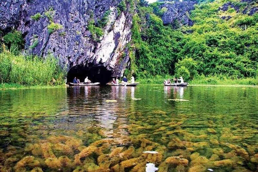 ドレスはリラックスするのに理想的な目的地です、自然の夢のような美しさを発見する