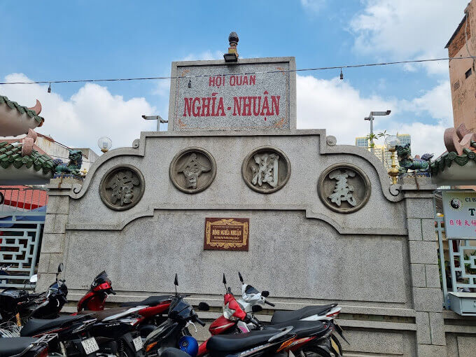 共同住宅（Ong Quan de Temple -Nghia Nhuanの評議会）