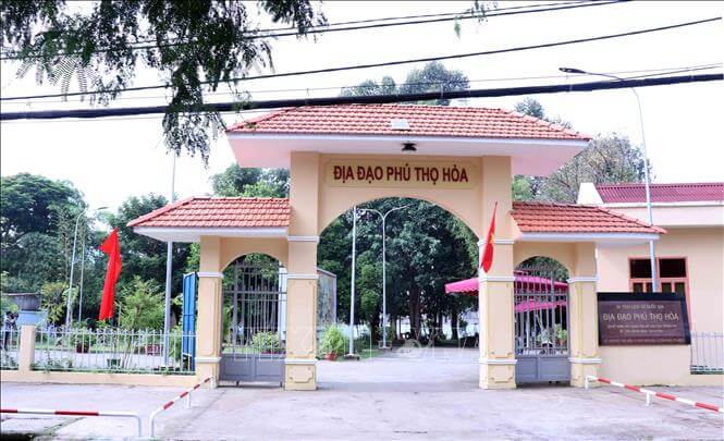 プー・トー・ホア・トンネル