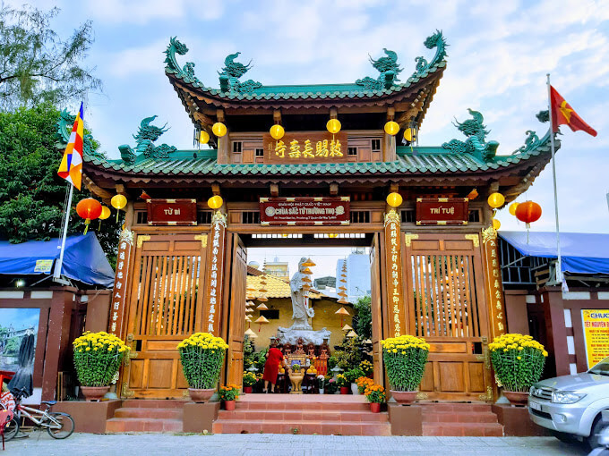 sac tu truong tho pagoda