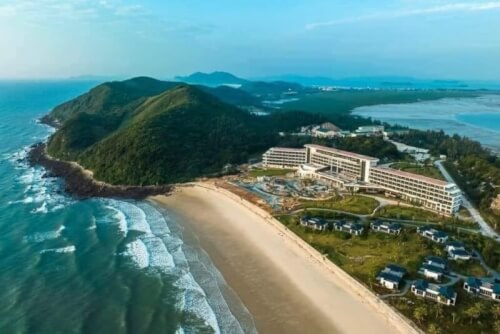 Chìm Đắm Trong Vẻ Đẹp Hoang Sơ Của Angsana Quan Lạn