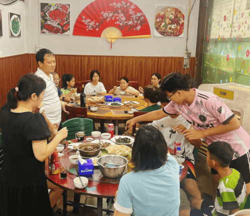 Hương Vị Tứ Xuyên Đậm Đà, Cay Nồng Tại Nhà Hàng Việt Hưng