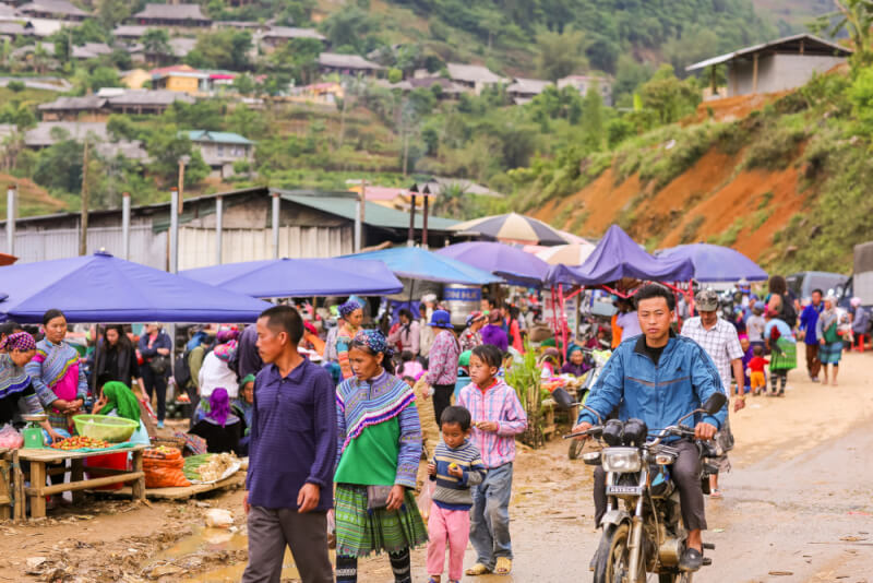Hẹn Hò Với Núi Rừng Tại Chợ Phiên Đạp Thanh