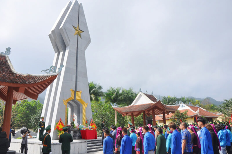 Du Ngoạn Quảng Ninh: Đừng Bỏ Lỡ Hành Trình Đến Pò Hèn