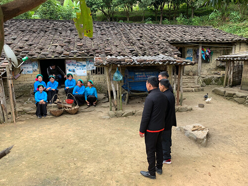 Hành Trình Đến Bản Làng Sán Chỉ Đại Dực