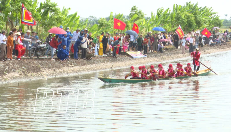 라이찌(Lai Tri) 공동 주택의 전통 축제