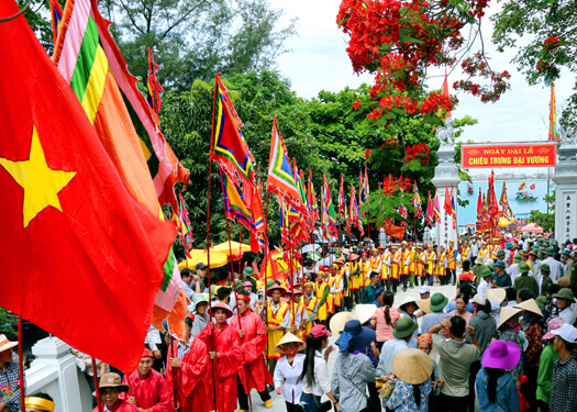 Chieu Trung Vuong Le Khoi Temple Festival