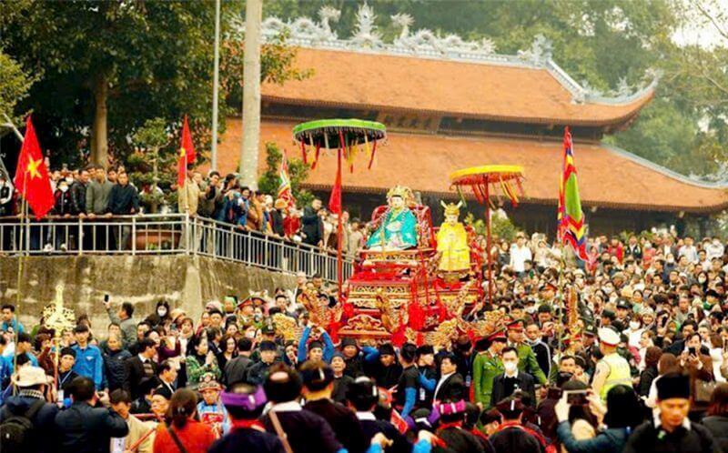Lễ hội đền Đông Cuông