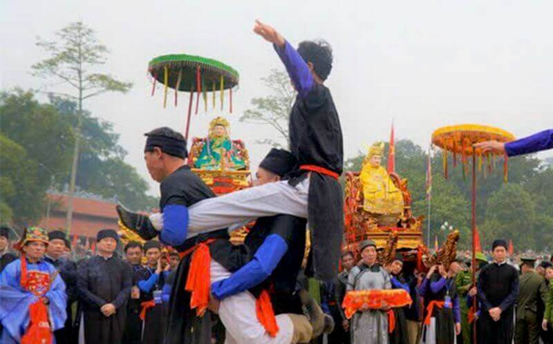 Lễ hội đền Đông Cuông