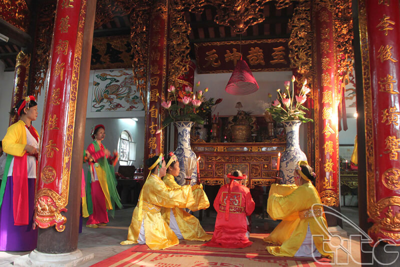 고대 추아 사원 축제