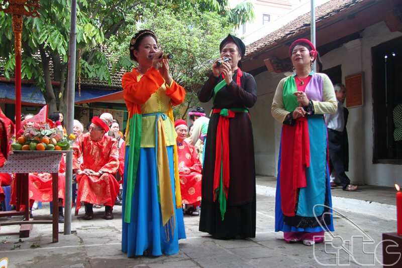 반푹(Van Phuc) 공동 주택 축제
