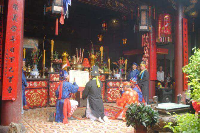 거룩한 황제 의식