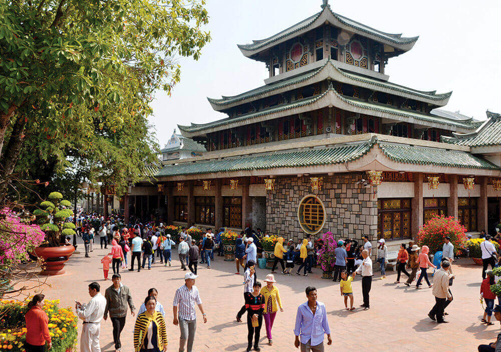 Ba Chua Mountain Sam Mountain의 특별 축제