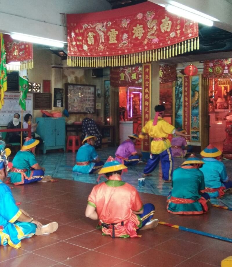 붕따우의 Nghinh Ong Thang Tam 축제