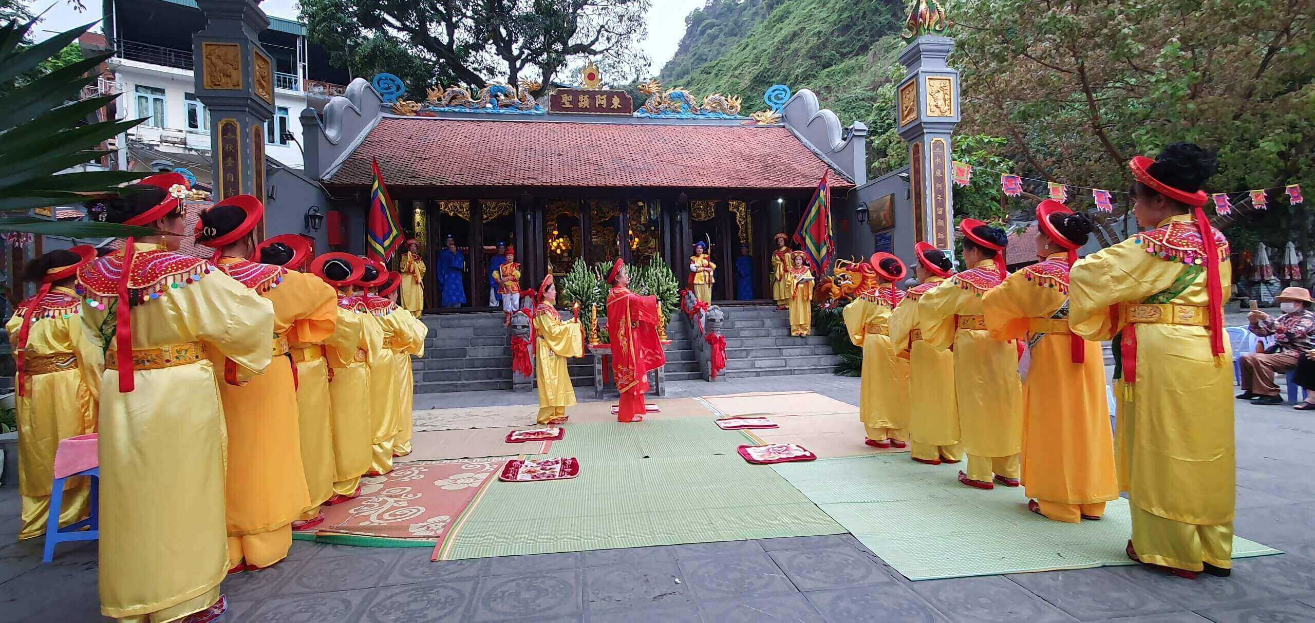 2025 년 Duc Ong Tran Quoc Nghien Temple Festival