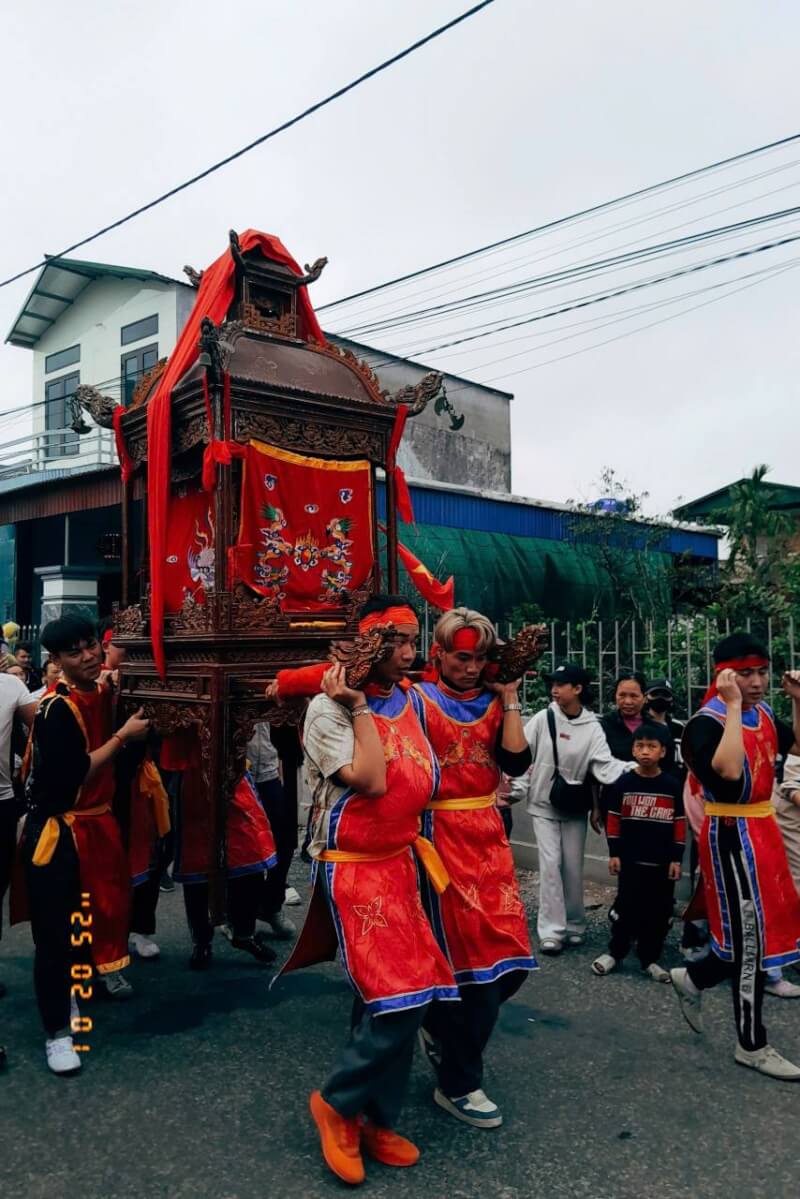 태국 빈에서 NGOC QUE TEMPLE FESTIVAL