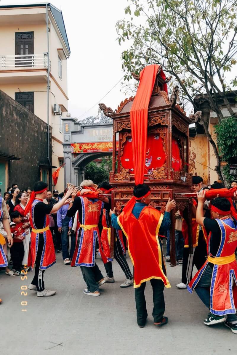 태국 빈에서 NGOC QUE TEMPLE FESTIVAL