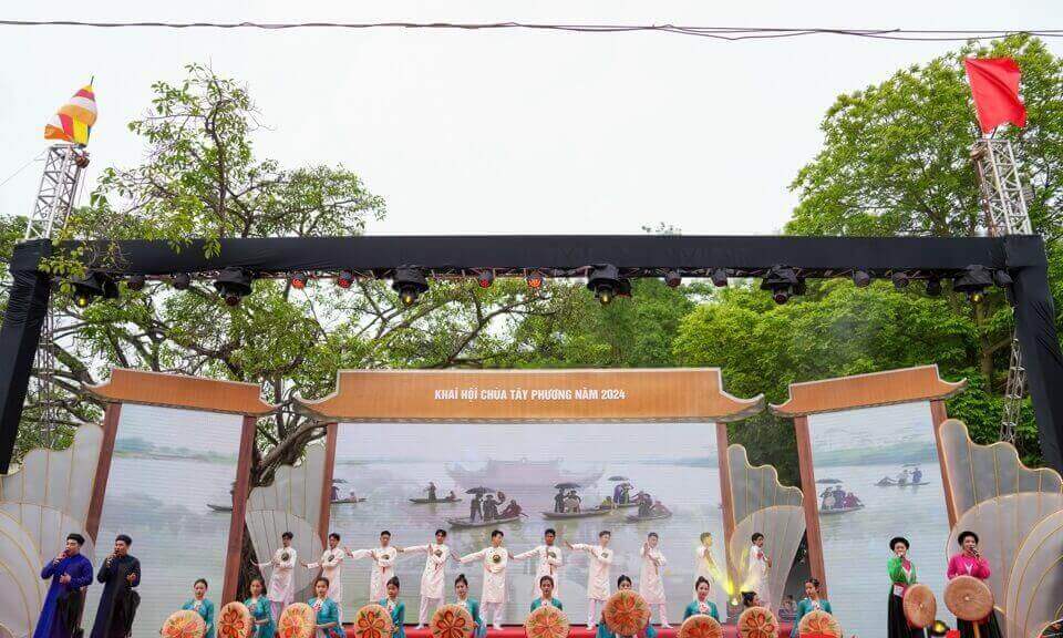 Lễ hội chùa Tây Phương