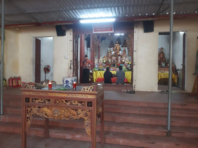 Quan Dai Temple Festival