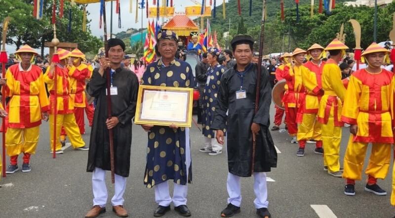 붕따우의 Nghinh Ong Thang Tam 축제