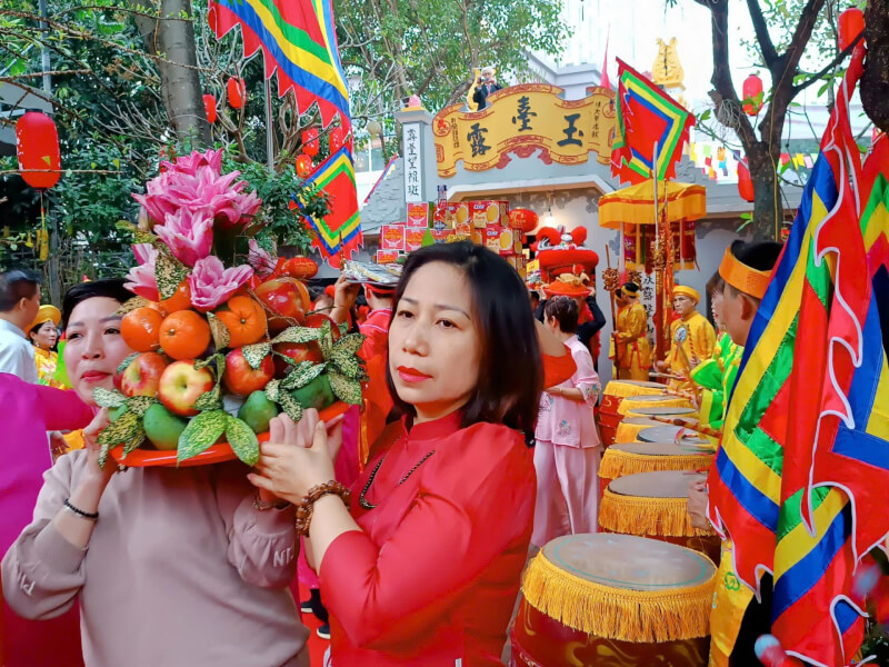 Bich Cau Temple Festival