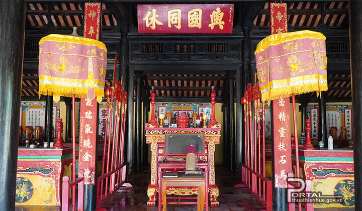 Phu Xuan Village Commonal House