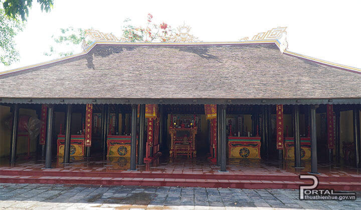Phu Xuan Village Commonal House