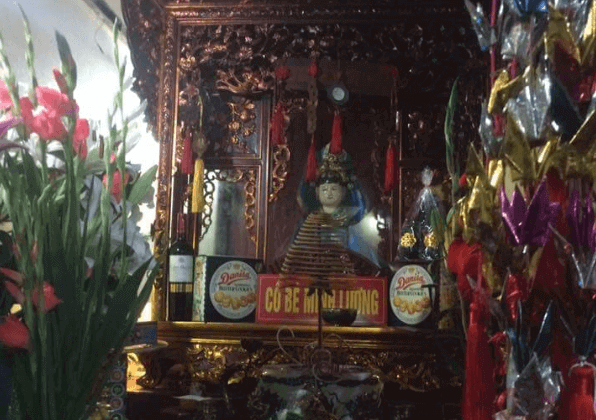 Minh Luong의 Khanh 파티