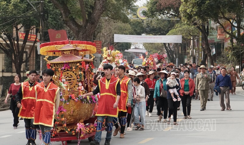 Bac ha Temple Festival