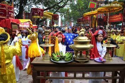 Ba Commune Temple Festival