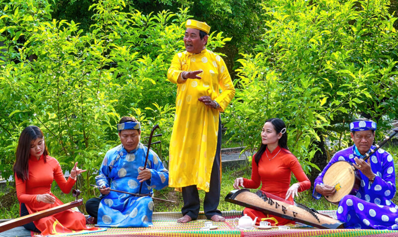 Bac Lieu의 고대 고대 음악 의식