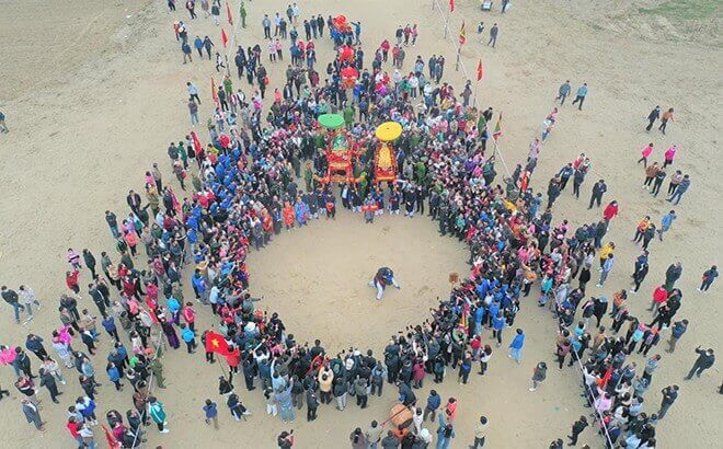 Lễ hội đền Đông Cuông