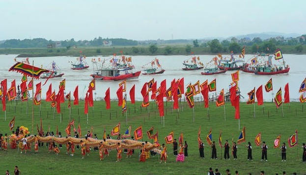 Con Son - Kiep Bac 가을 축제