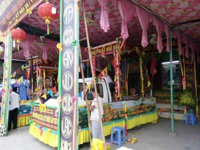 5월 18일 Huynh Giao Chua 경의 날을 기념합니다.