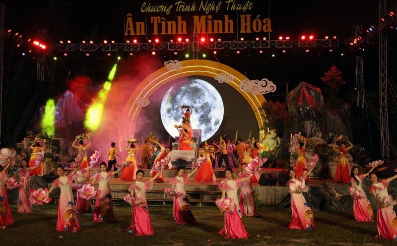 Minh Hoa Tinh Hoa Market- 유나이티드, 행운의 수요