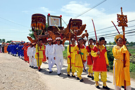 Quan Dai Temple Festival