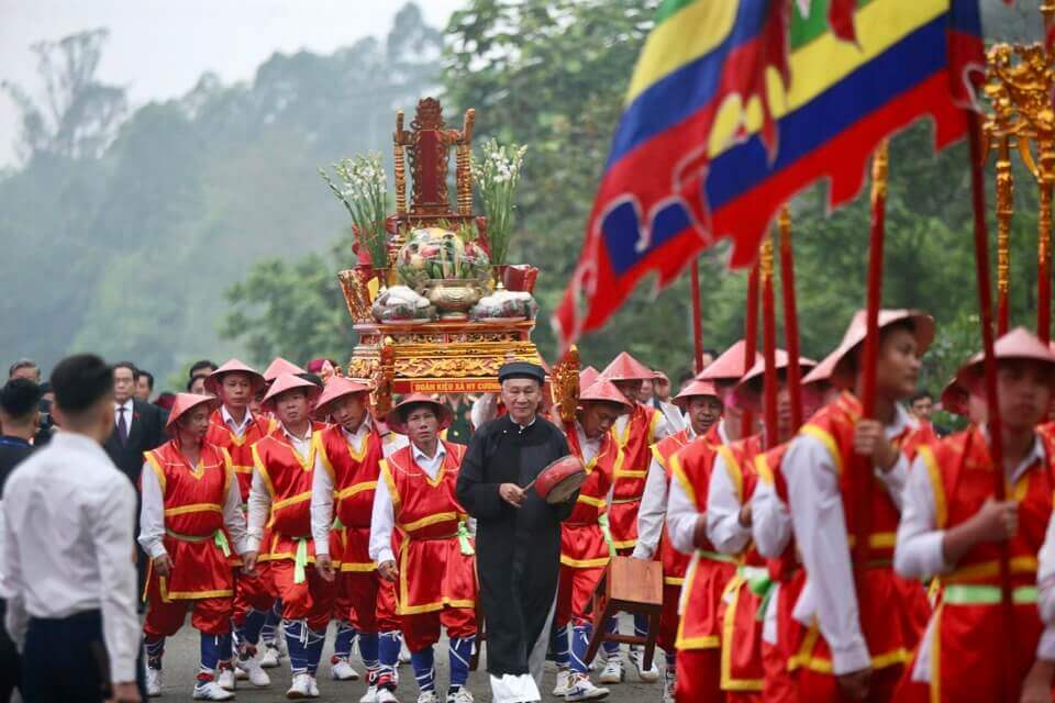 홍왕 서거 기념일 및 조상 토지 문화 관광 주간