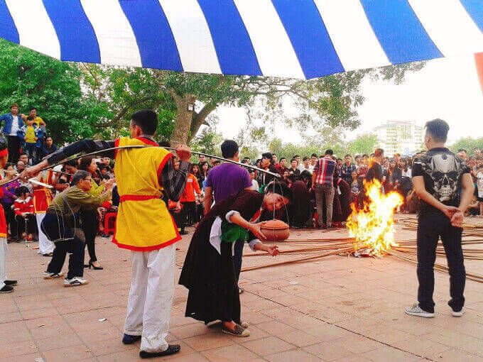 수도 사원 축제