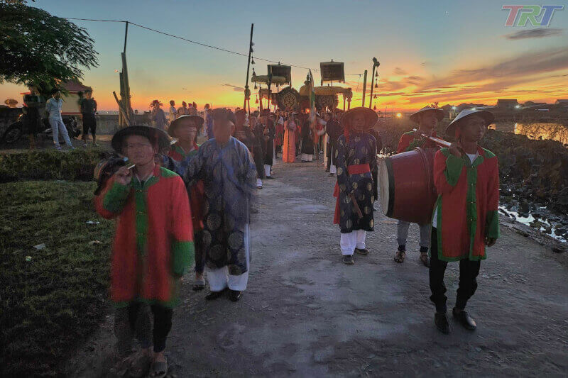 Chuon Village의 희생 의식