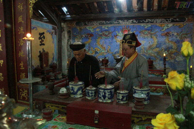 Chuon Village의 희생 의식