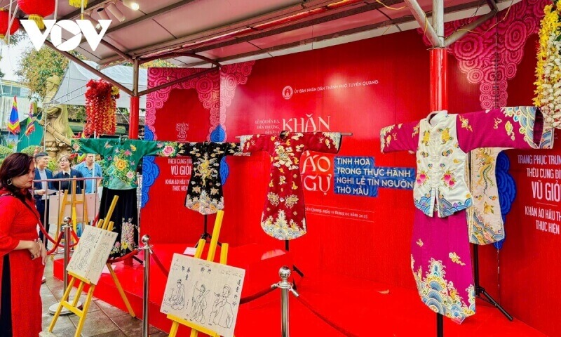 모델 행렬 축제