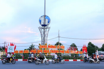 Lễ hội Đua ghe Ngo (Óoc Om Bóc) Sóc Trăng 2025