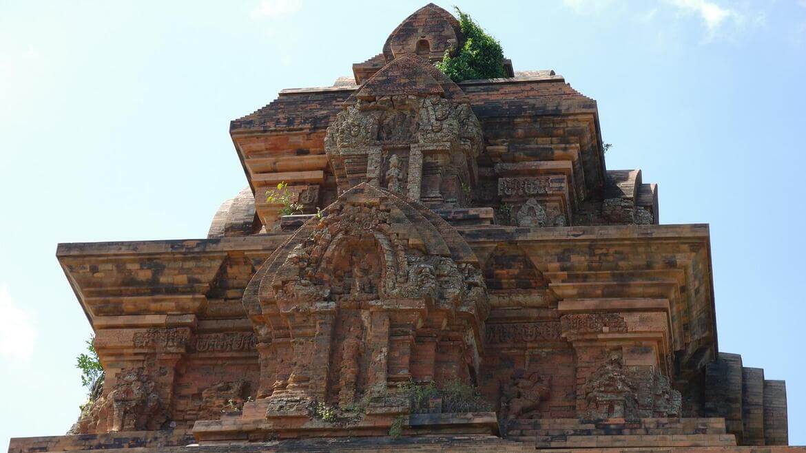 ビンラムタワー