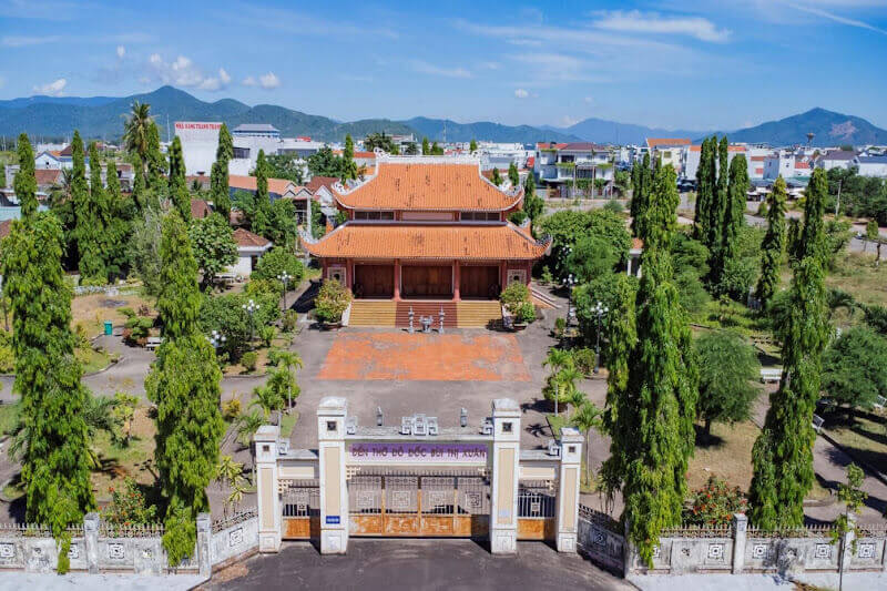 ビュイ・ティ・シュアン提督