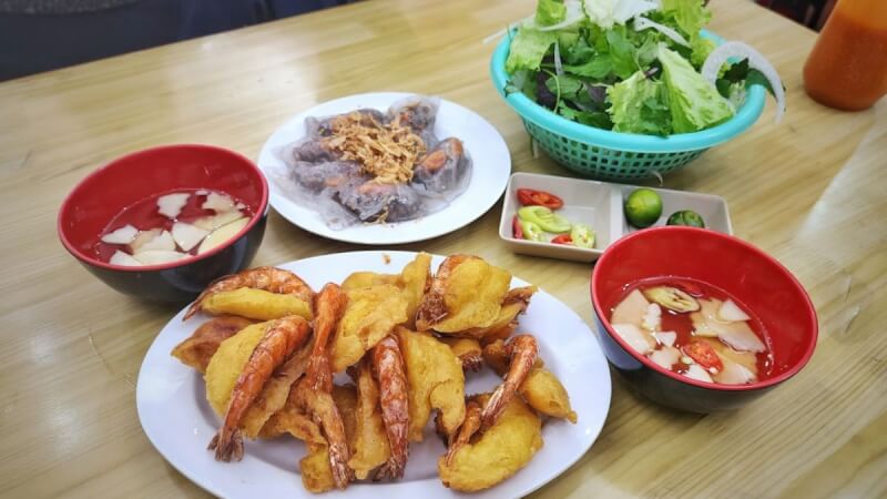 Địa Chỉ Bánh Tôm Hòa Nhã Khiến Thực Khách Mê Mẩn