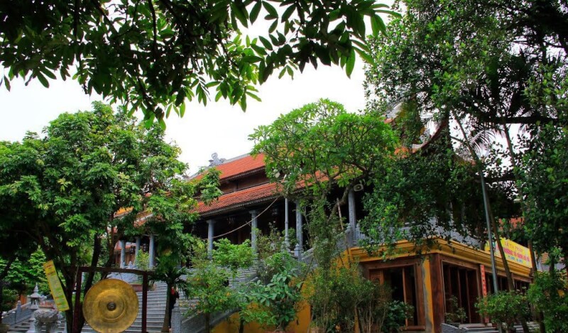 Dạo Bước Về Chùa Bồ Đề Giữa Lòng Hà Nội